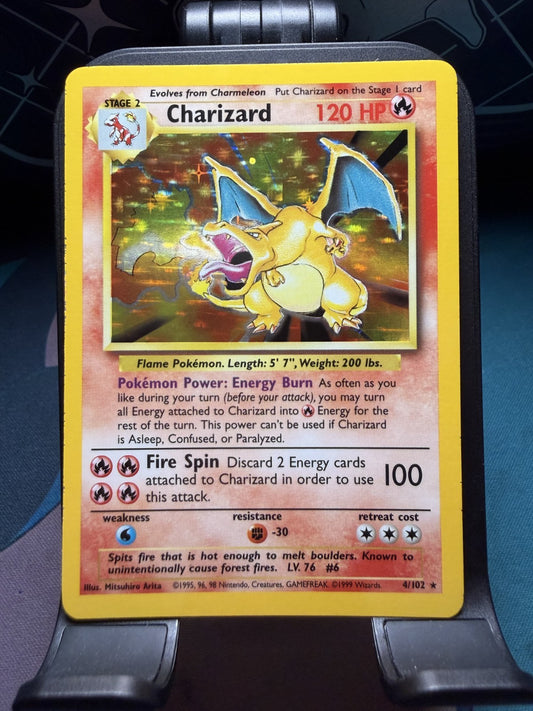 Base Set Charizard 4/102 Holo - LP