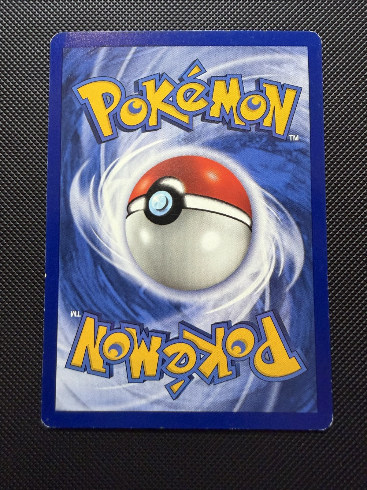 Squirtle 63/102 1st Edition Shadowless Pokemon - LP+