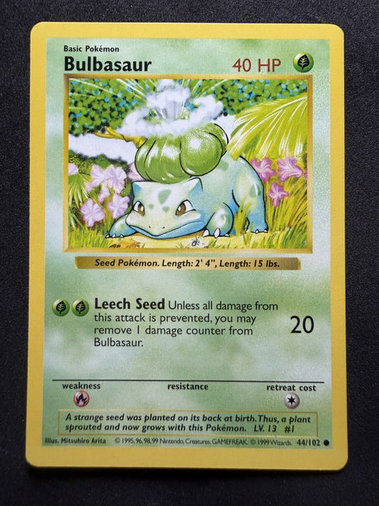 Bulbasaur 44/102 Common Base Set Shadowless Pokemon - NM