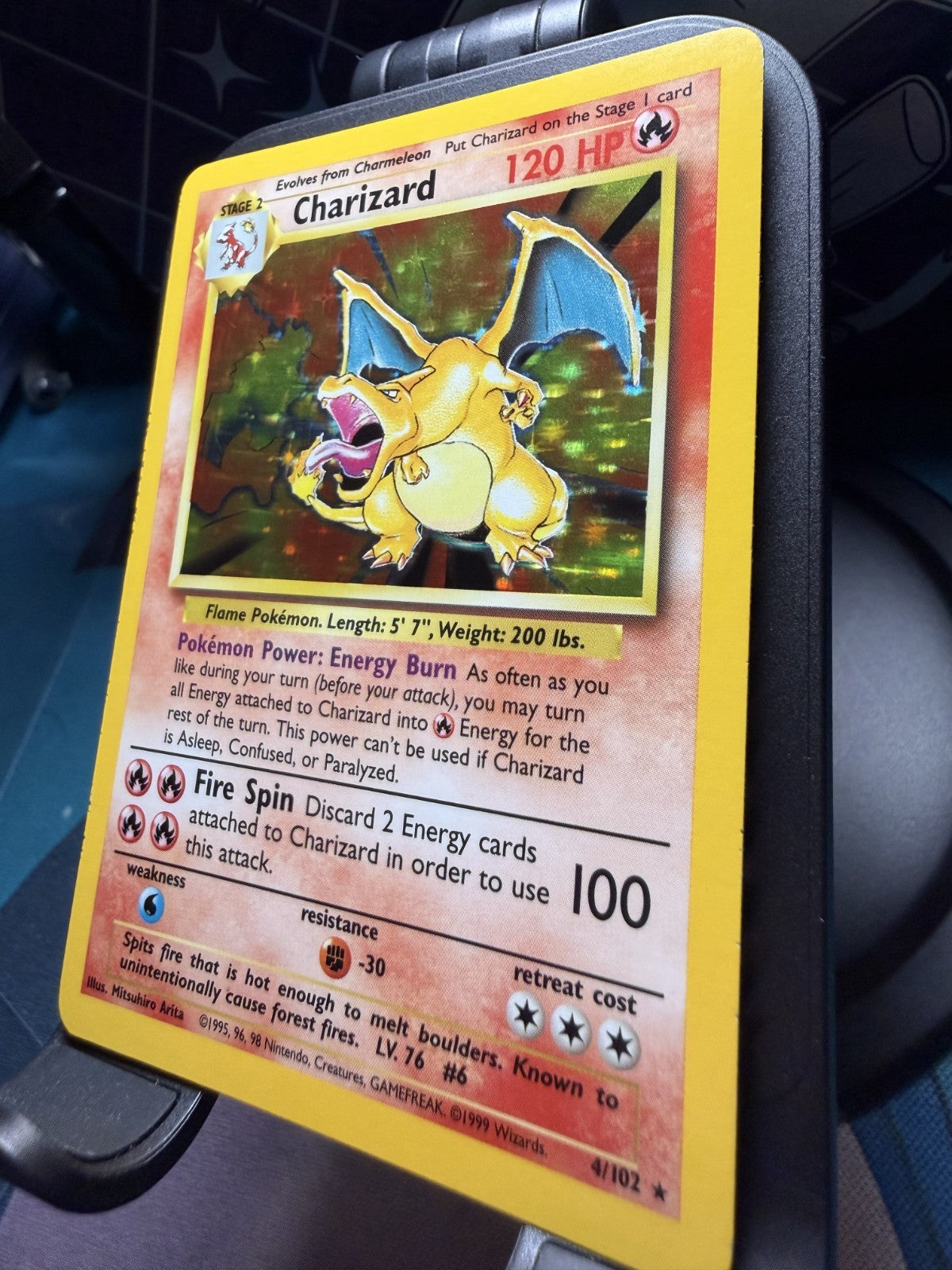 Base Set Charizard 4/102 Holo - LP